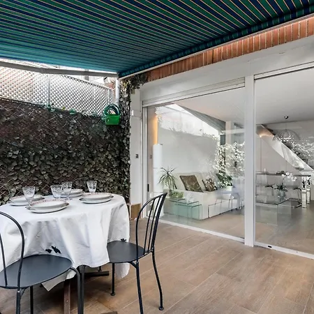Chalet Independiente De Diseno Con Patio Privado Madrid Exterior photo
